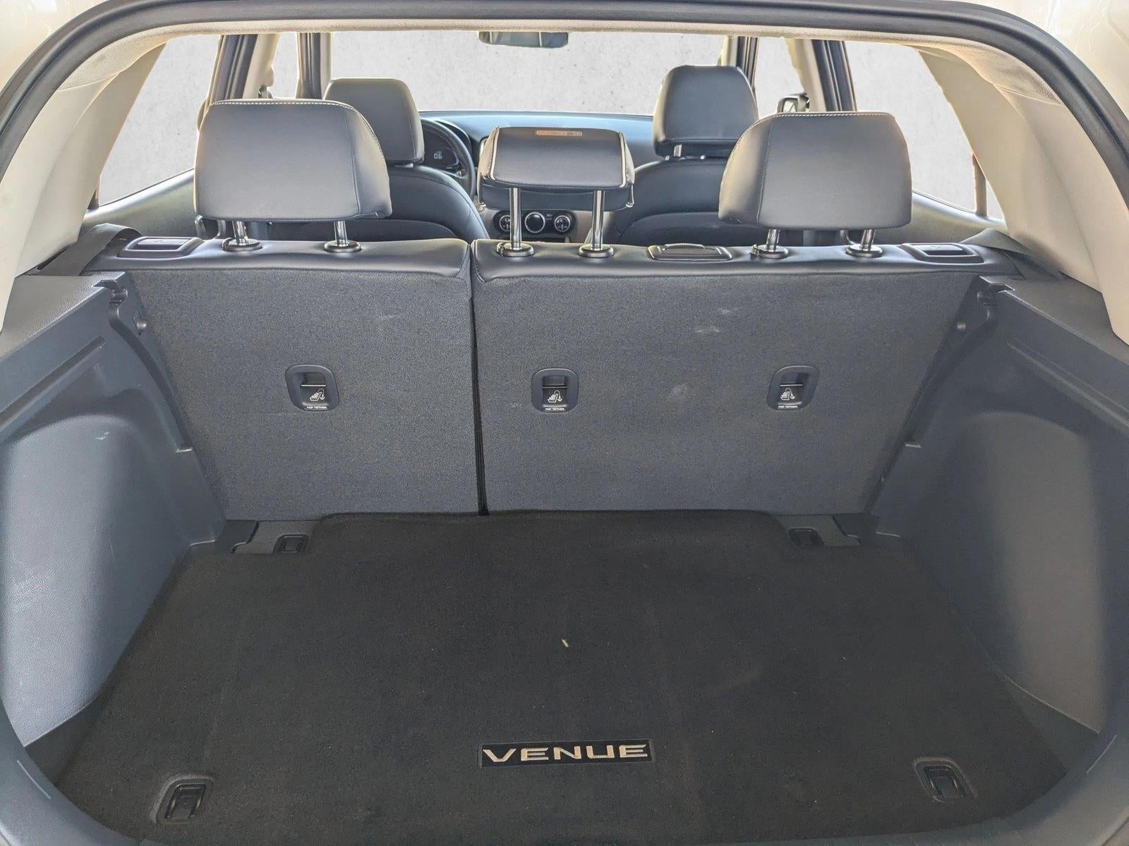 2025 Hyundai VENUE Limited IVT