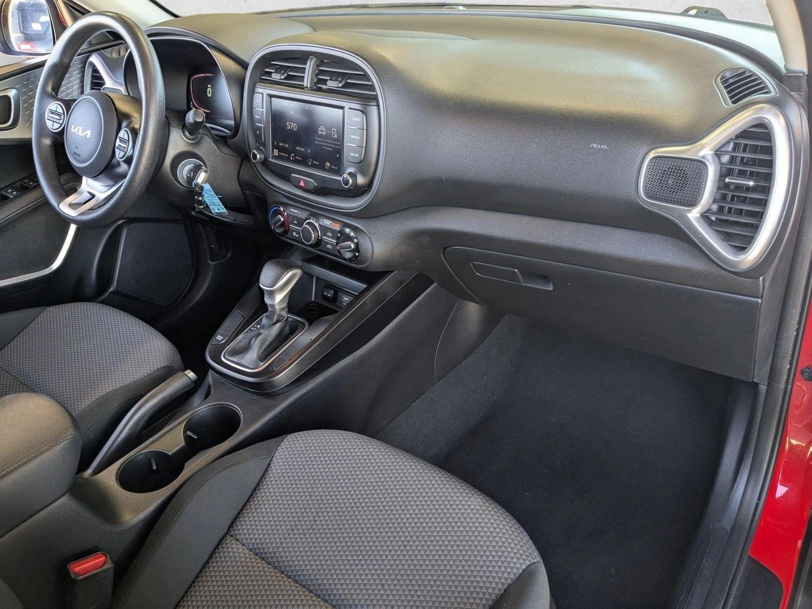 2023 Kia Soul LX IVT