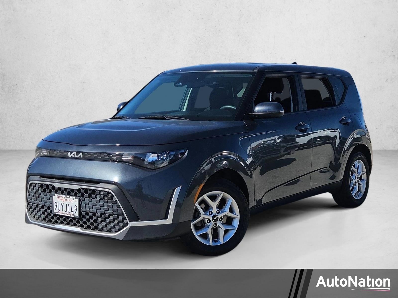 2023 Kia Soul LX IVT