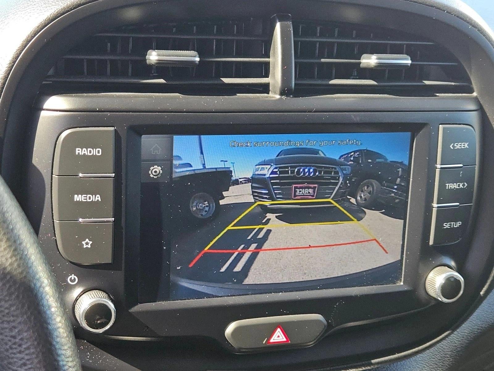 2023 Kia Soul LX IVT