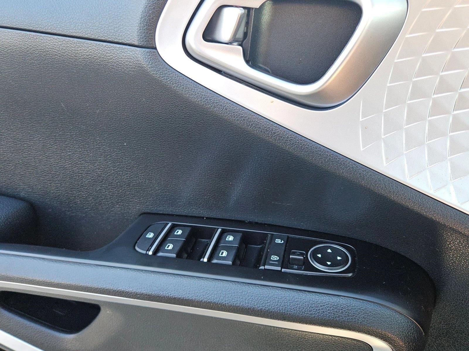 2023 Kia Soul LX IVT