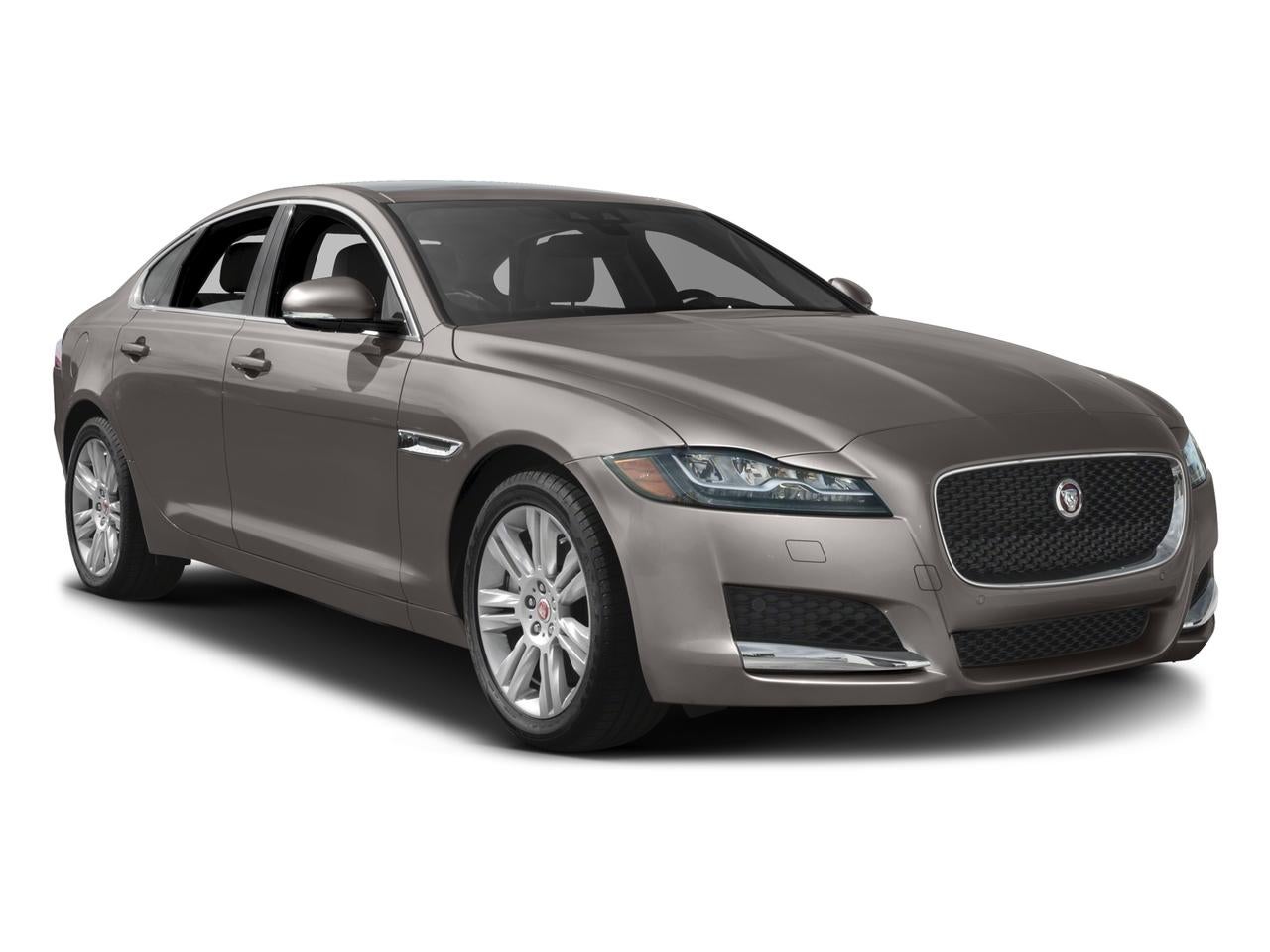2016 Jaguar XF 4dr Sdn 35t Premium RWD