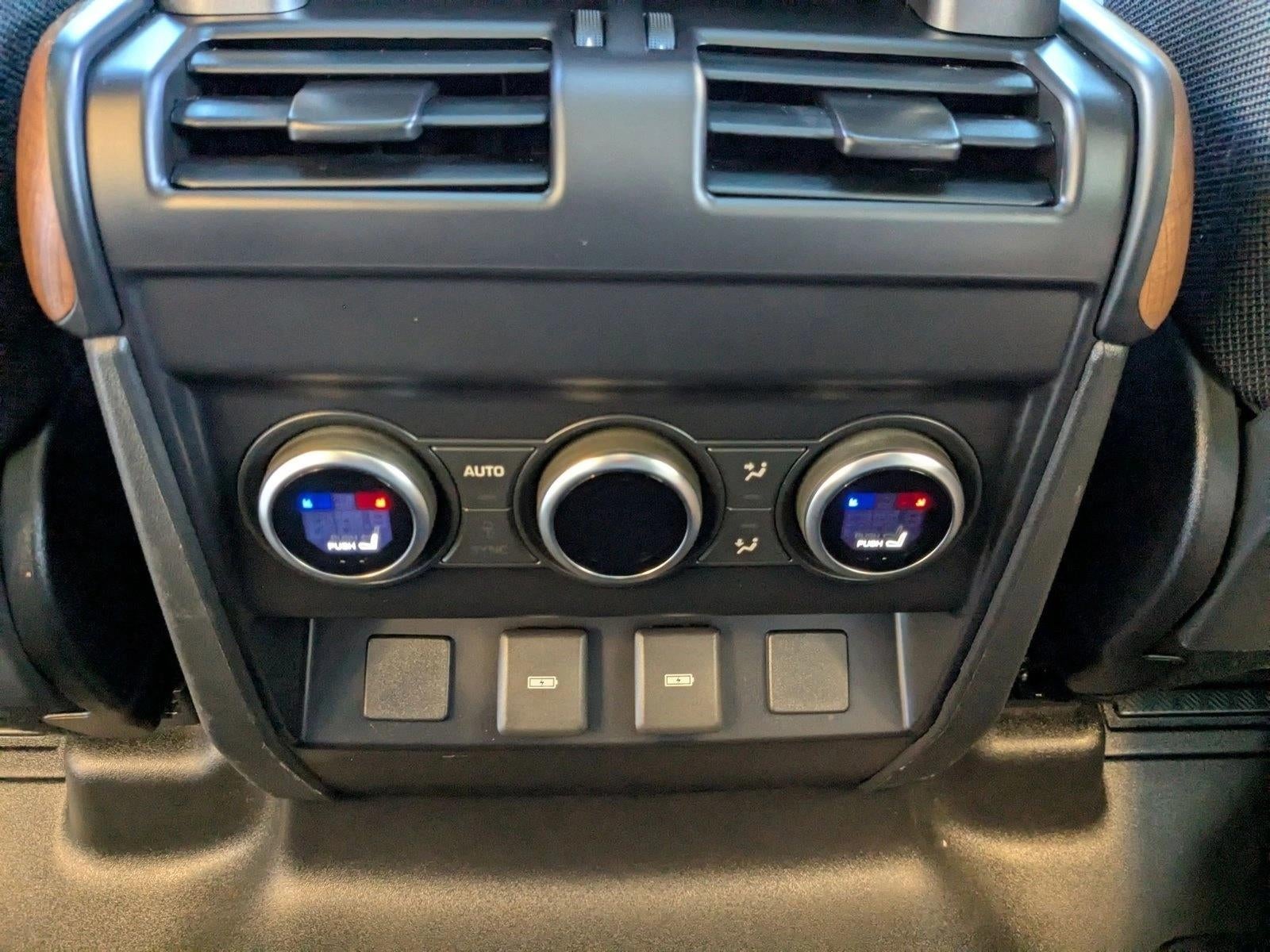 2024 Land Rover Defender 110 P400 X