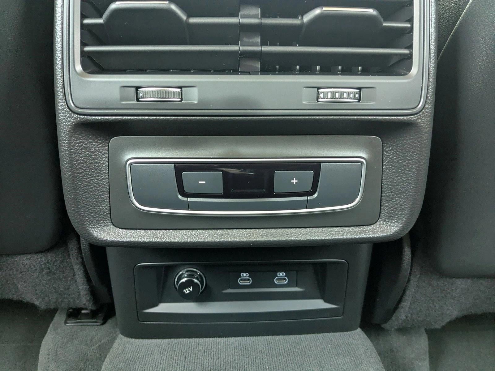 2023 Audi Q8 Premium 55 TFSI quattro