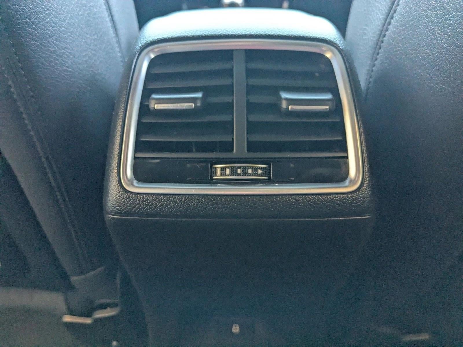 2018 Audi Q3 2.0 TFSI Premium FWD