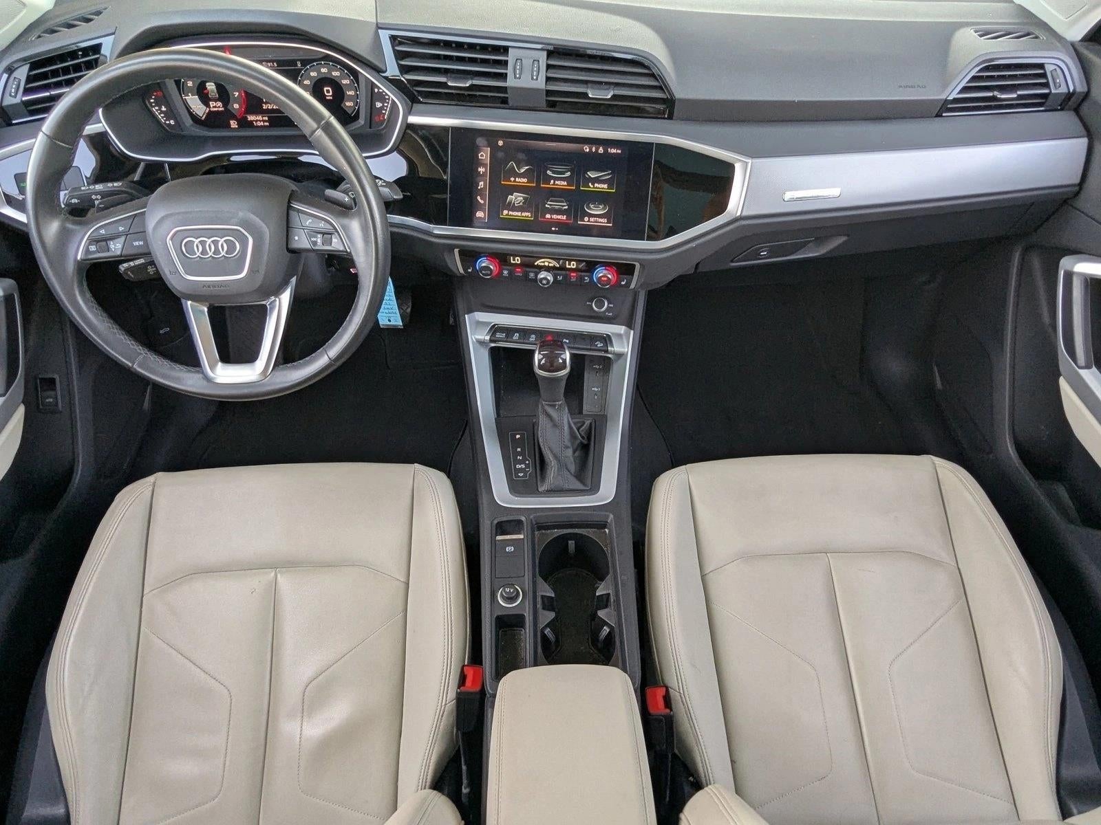 2022 Audi Q3 S line Premium 45 TFSI quattro