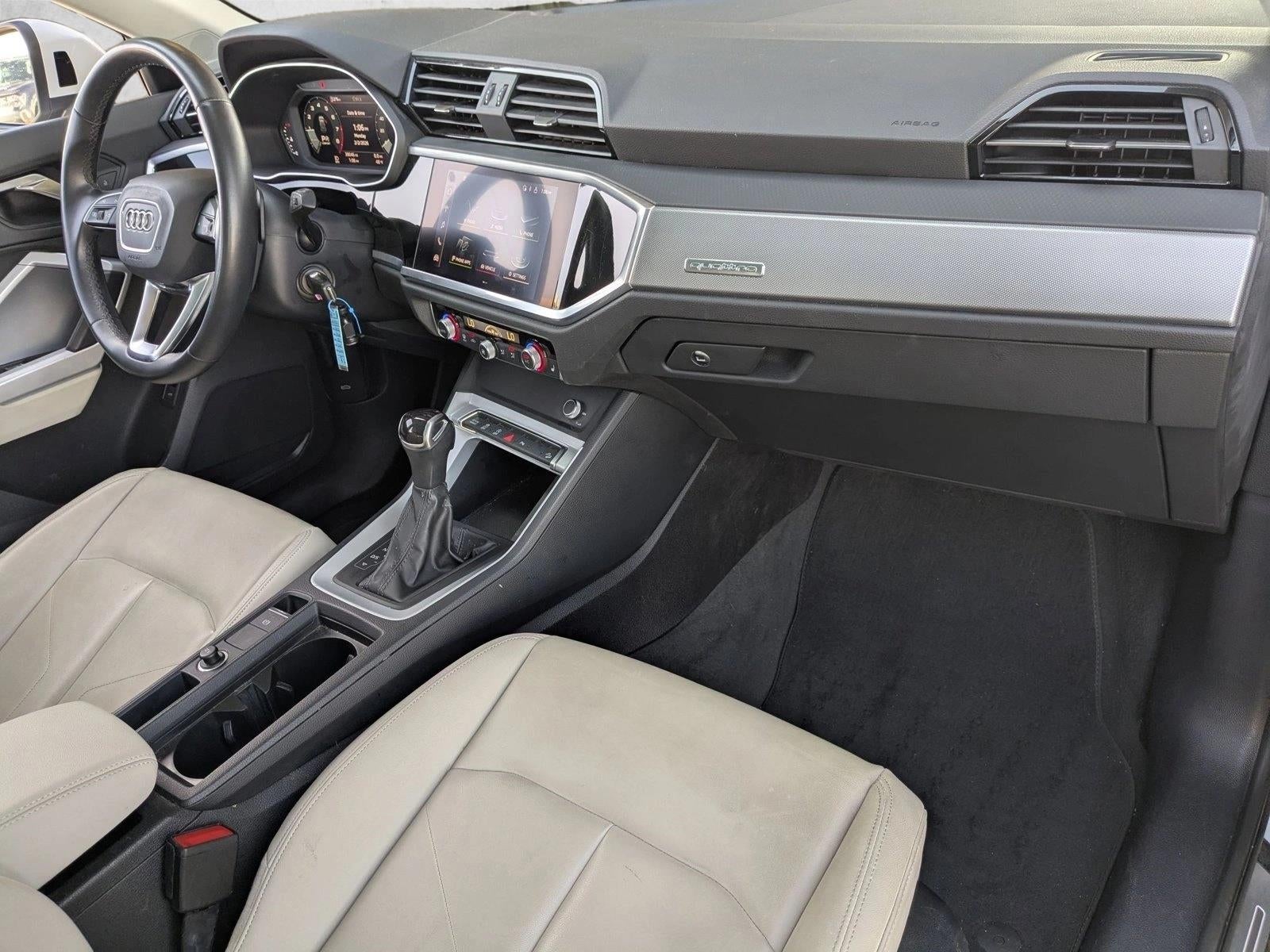 2022 Audi Q3 S line Premium 45 TFSI quattro