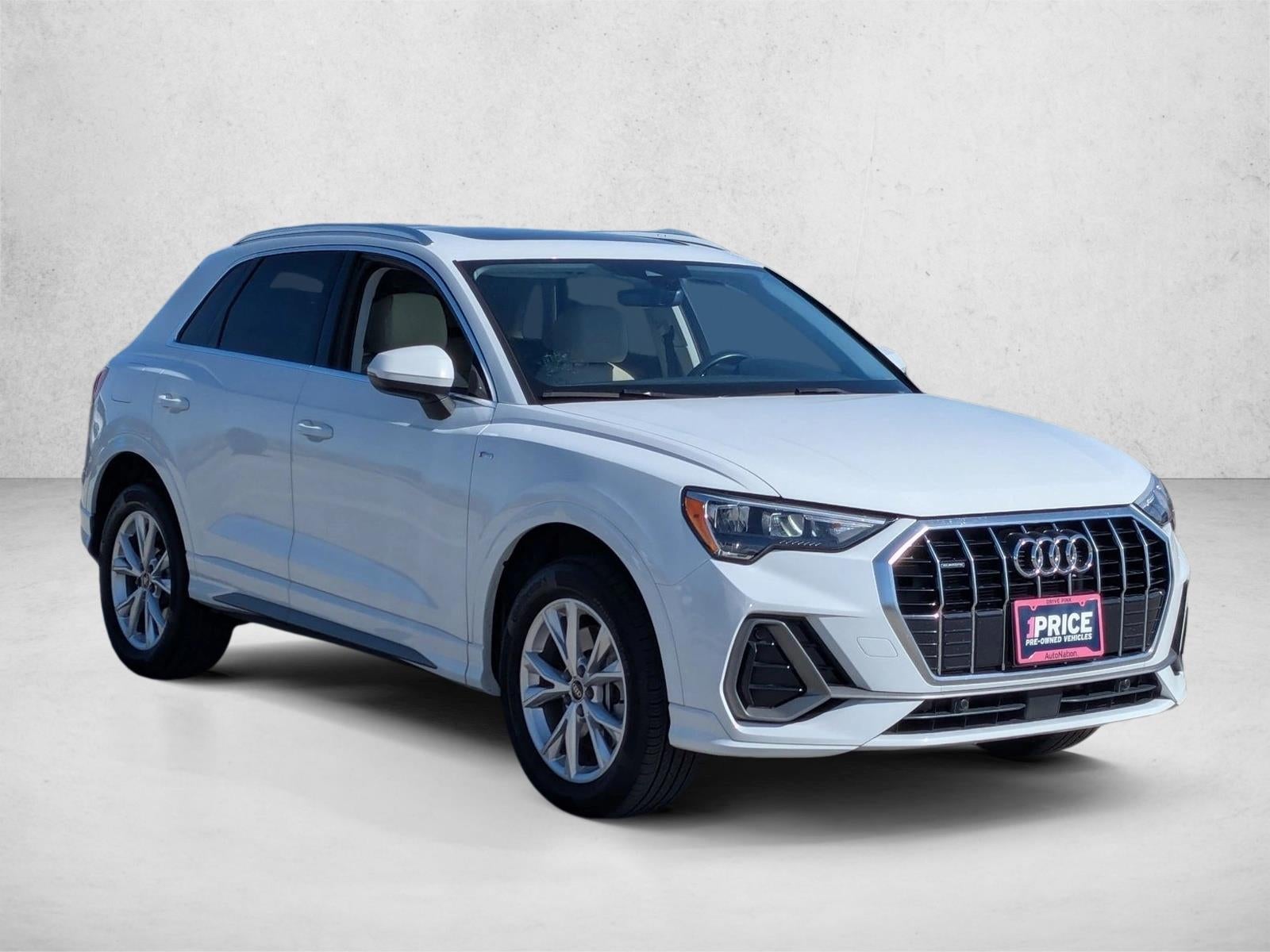 2022 Audi Q3 S line Premium 45 TFSI quattro
