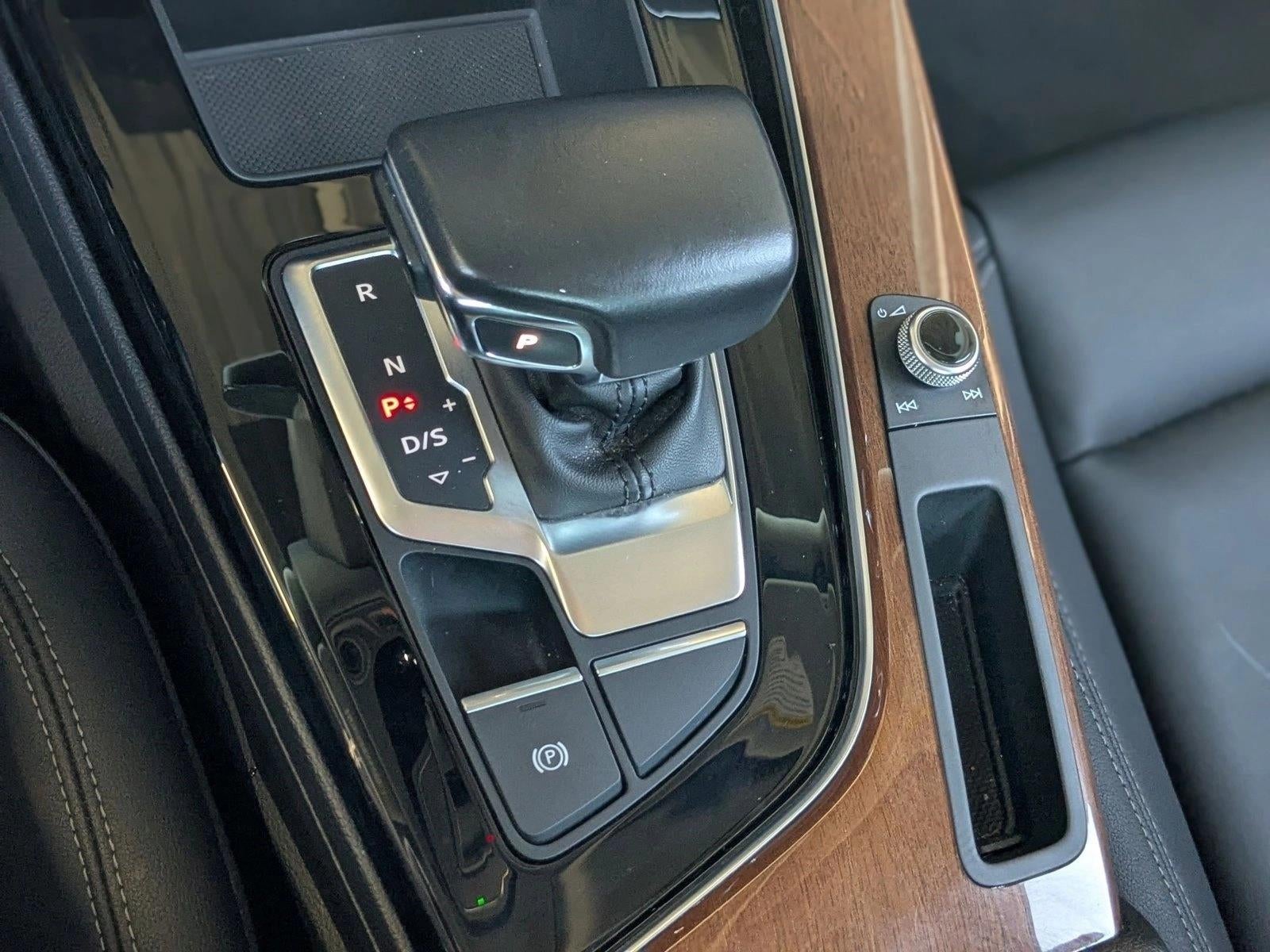 2023 Audi A4 Sedan Premium 40 TFSI quattro