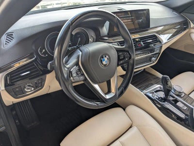 2018 BMW 530e iPerformance Plug-In Hybrid
