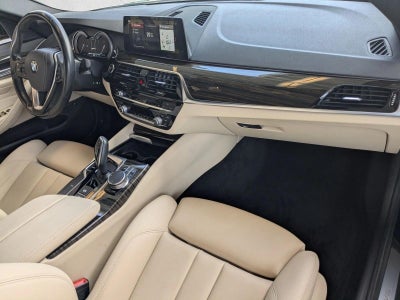 2018 BMW 530e iPerformance Plug-In Hybrid