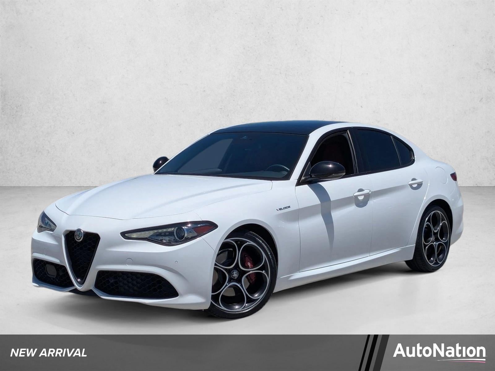 2023 Alfa Romeo Giulia Veloce RWD