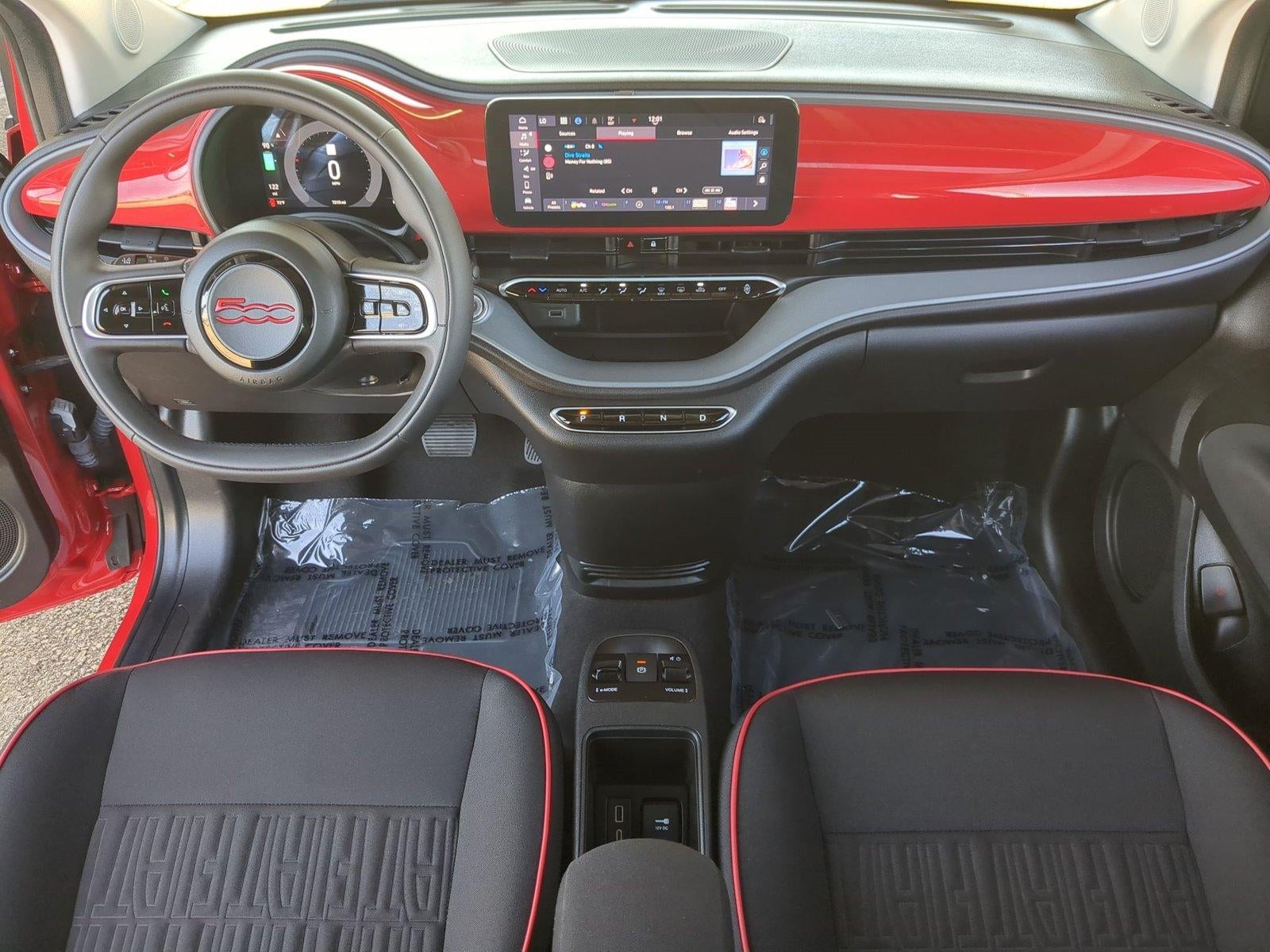 2024 FIAT 500e INSPI(RED) FWD