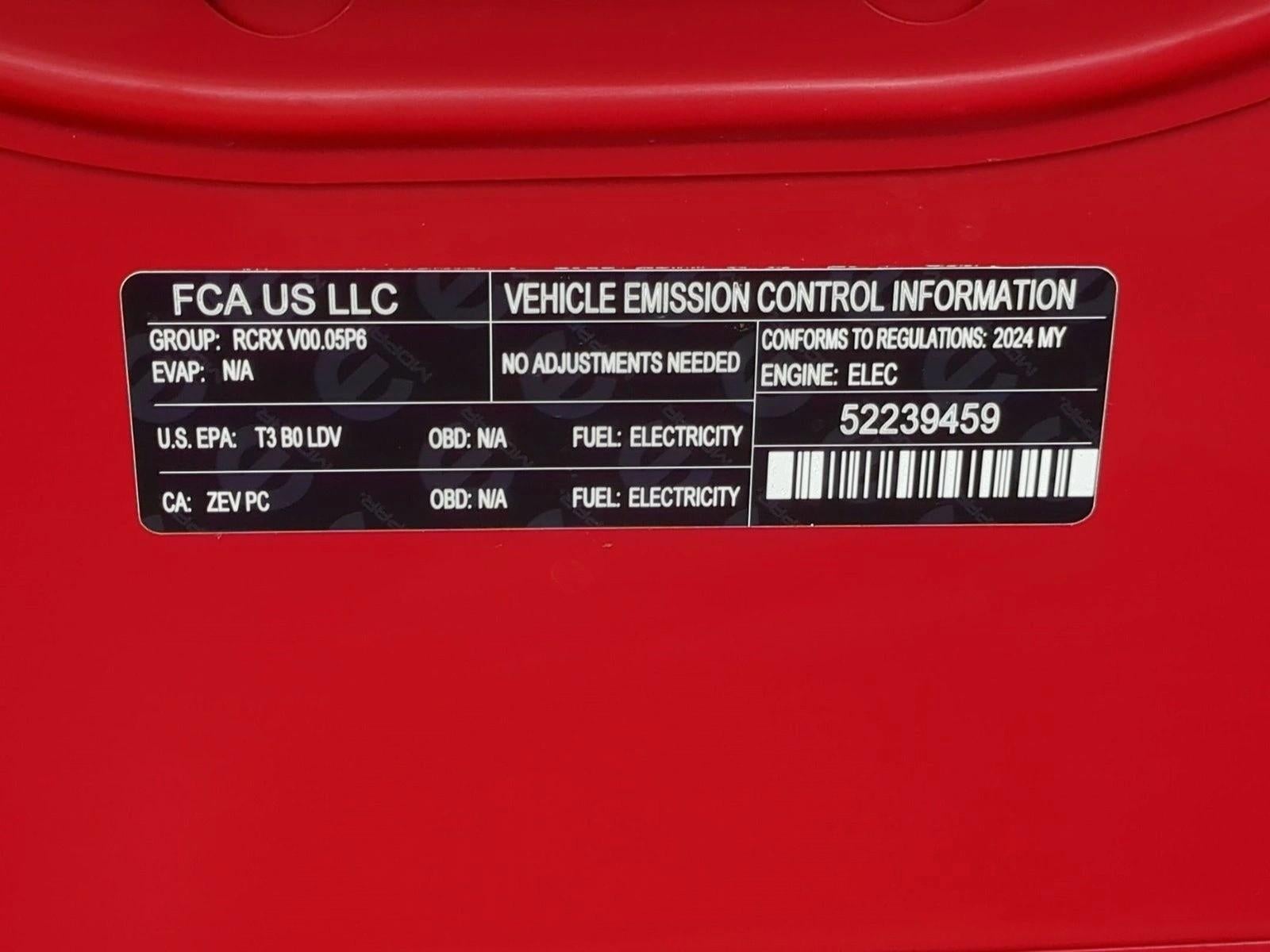 2024 FIAT 500e INSPI(RED) FWD