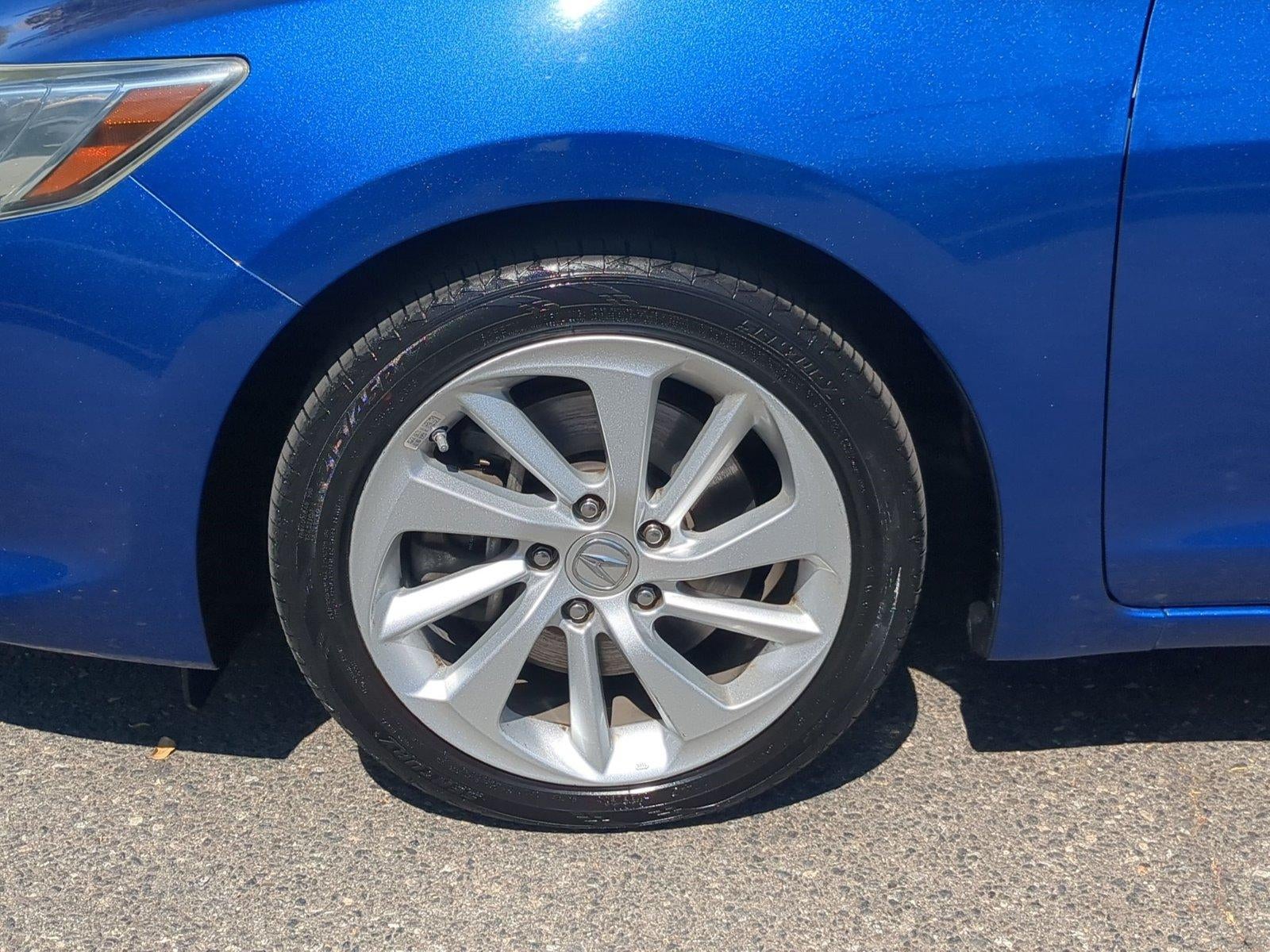 2017 Acura ILX Sedan w/AcuraWatch Plus