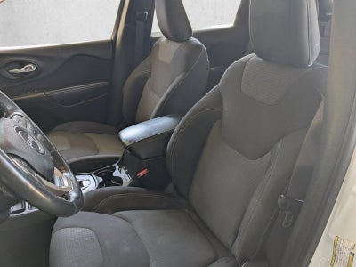 2016 Jeep Cherokee FWD 4dr Latitude
