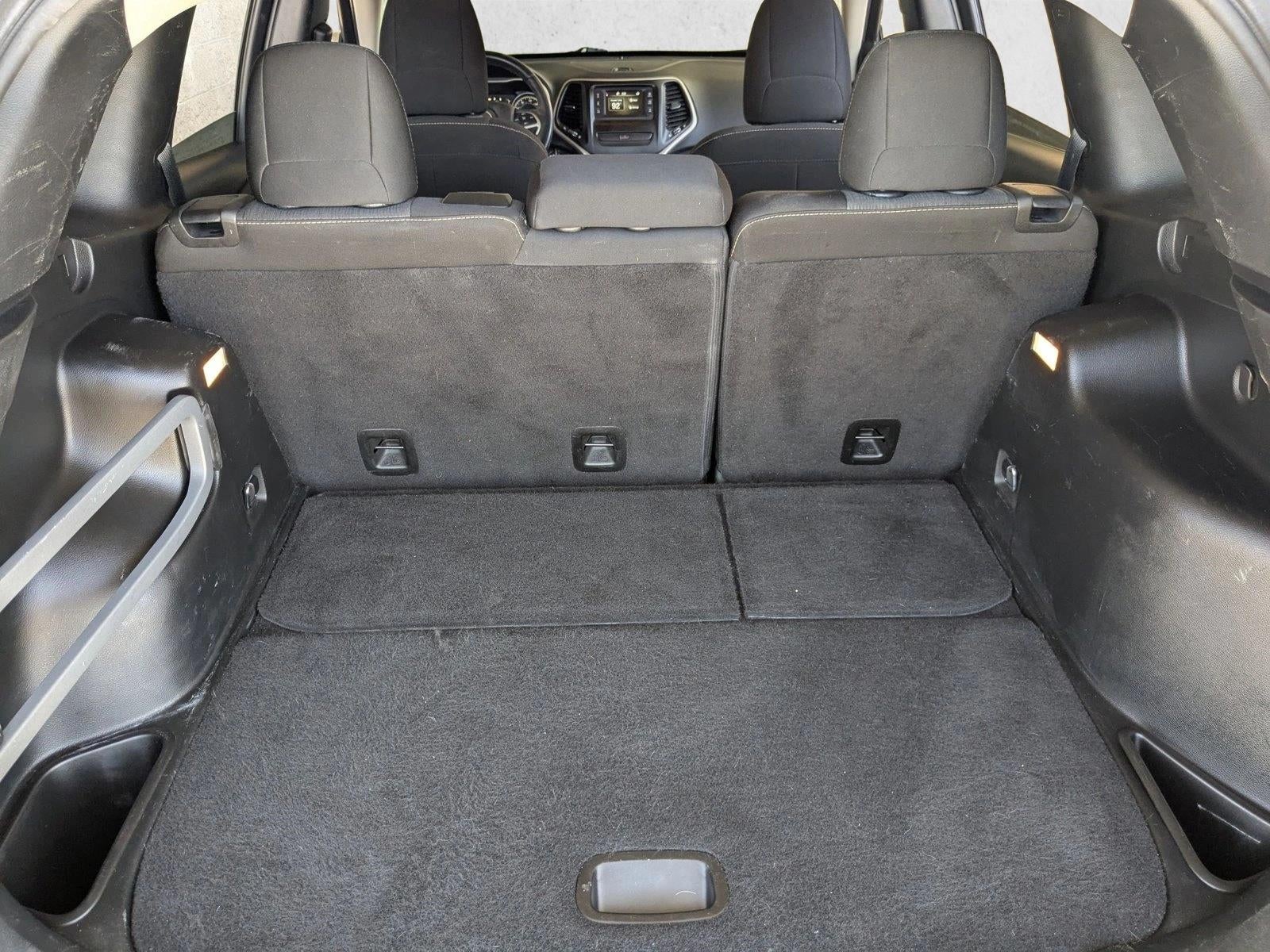 2016 Jeep Cherokee FWD 4dr Latitude
