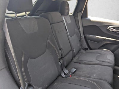 2015 Jeep Cherokee FWD 4dr Latitude