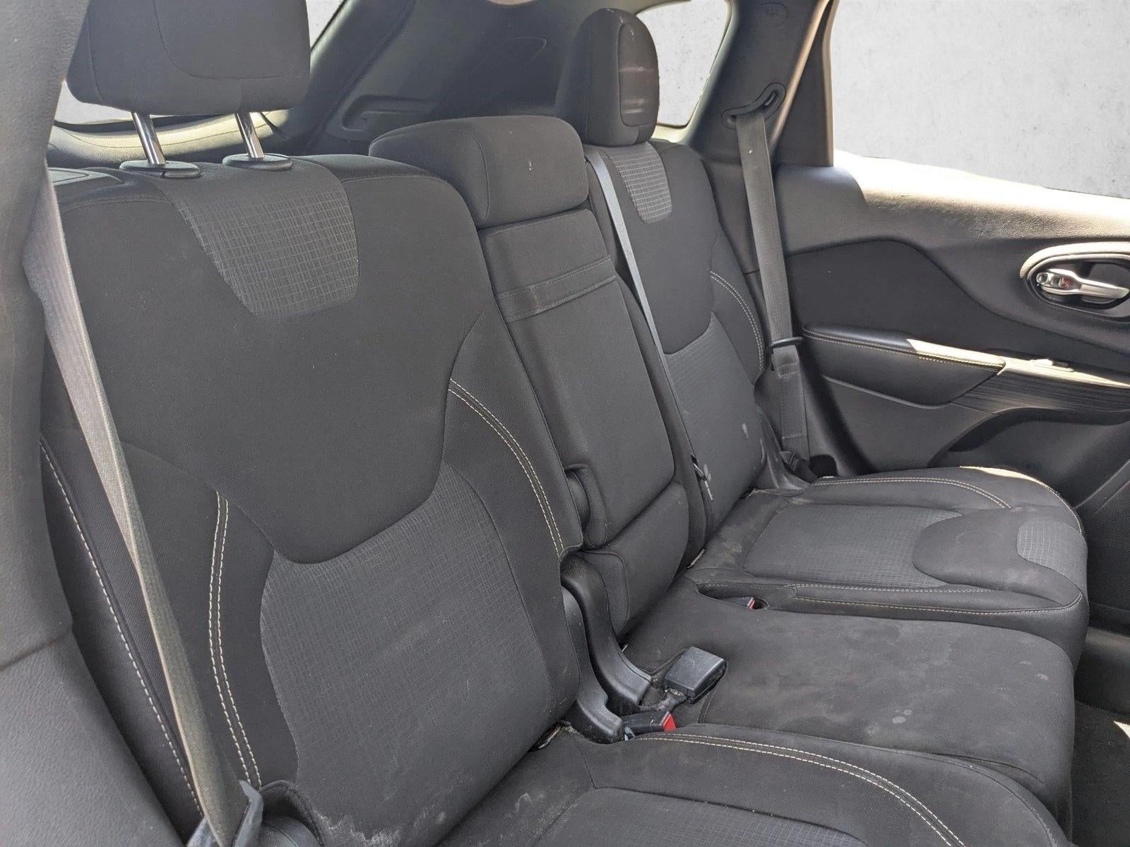 2015 Jeep Cherokee FWD 4dr Latitude