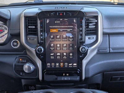 2021 RAM 1500 Laramie 4x2 Crew Cab 5'7" Box