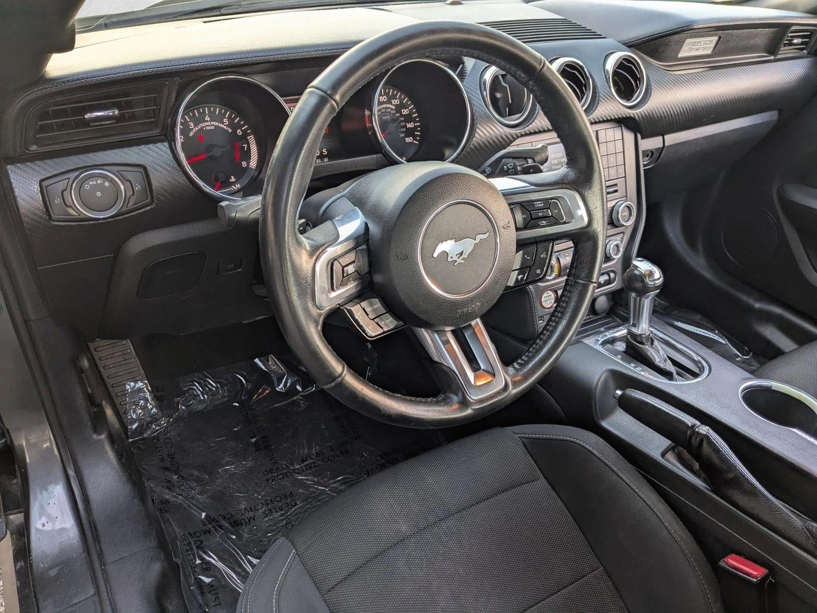 2017 Ford Mustang V6 Fastback