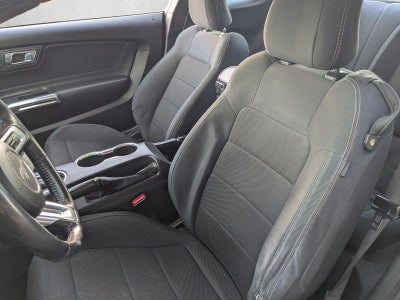 2017 Ford Mustang V6 Fastback