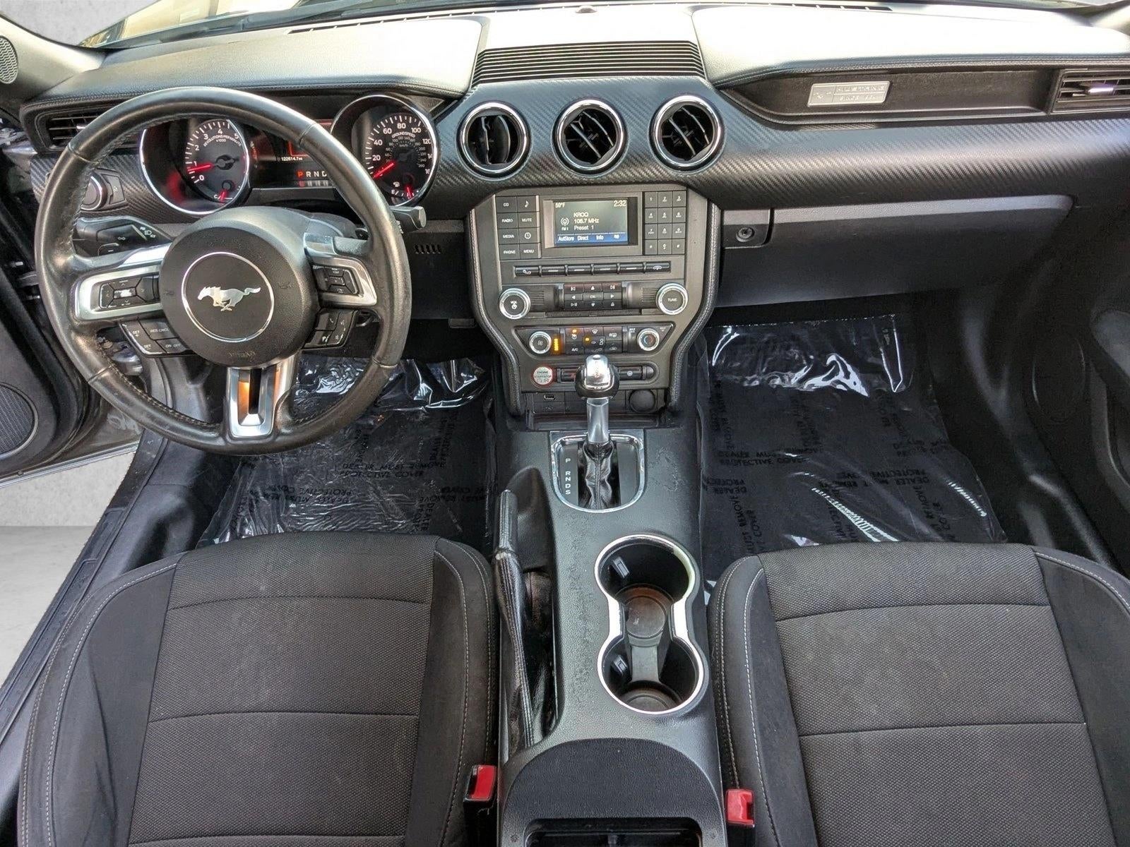 2017 Ford Mustang V6 Fastback