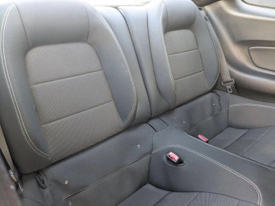 2017 Ford Mustang V6 Fastback