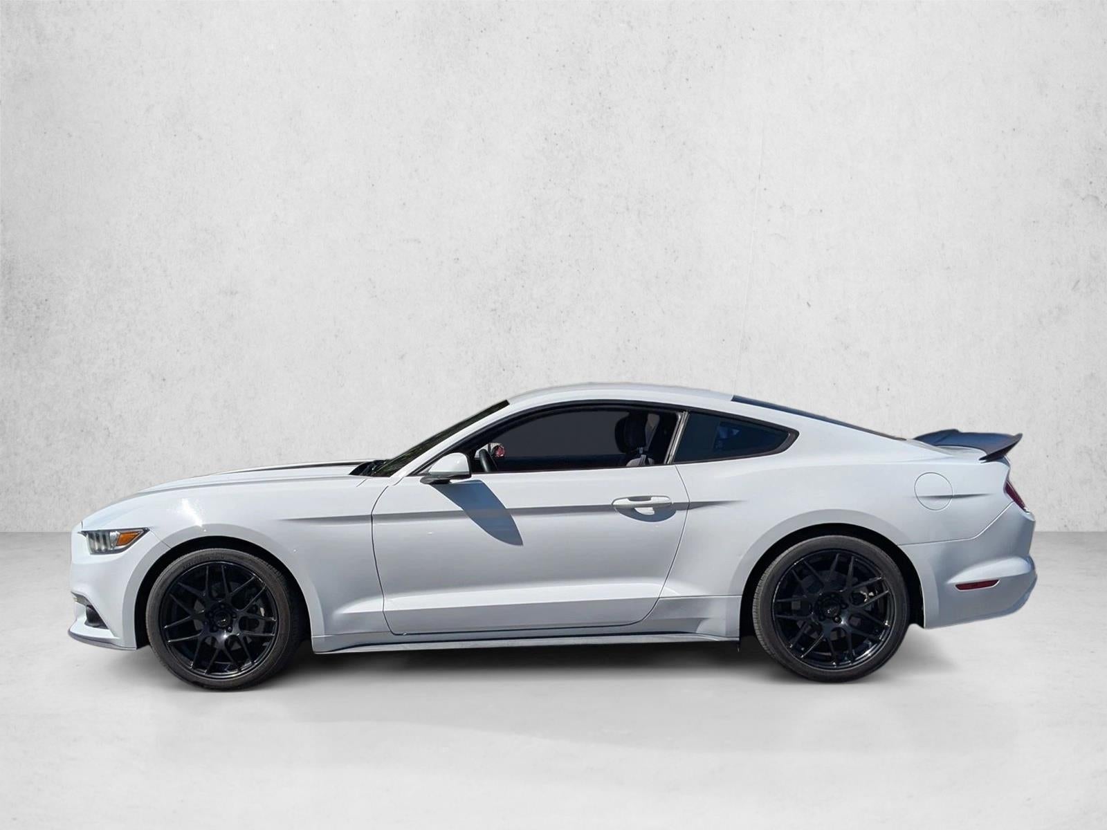 2017 Ford Mustang EcoBoost Fastback
