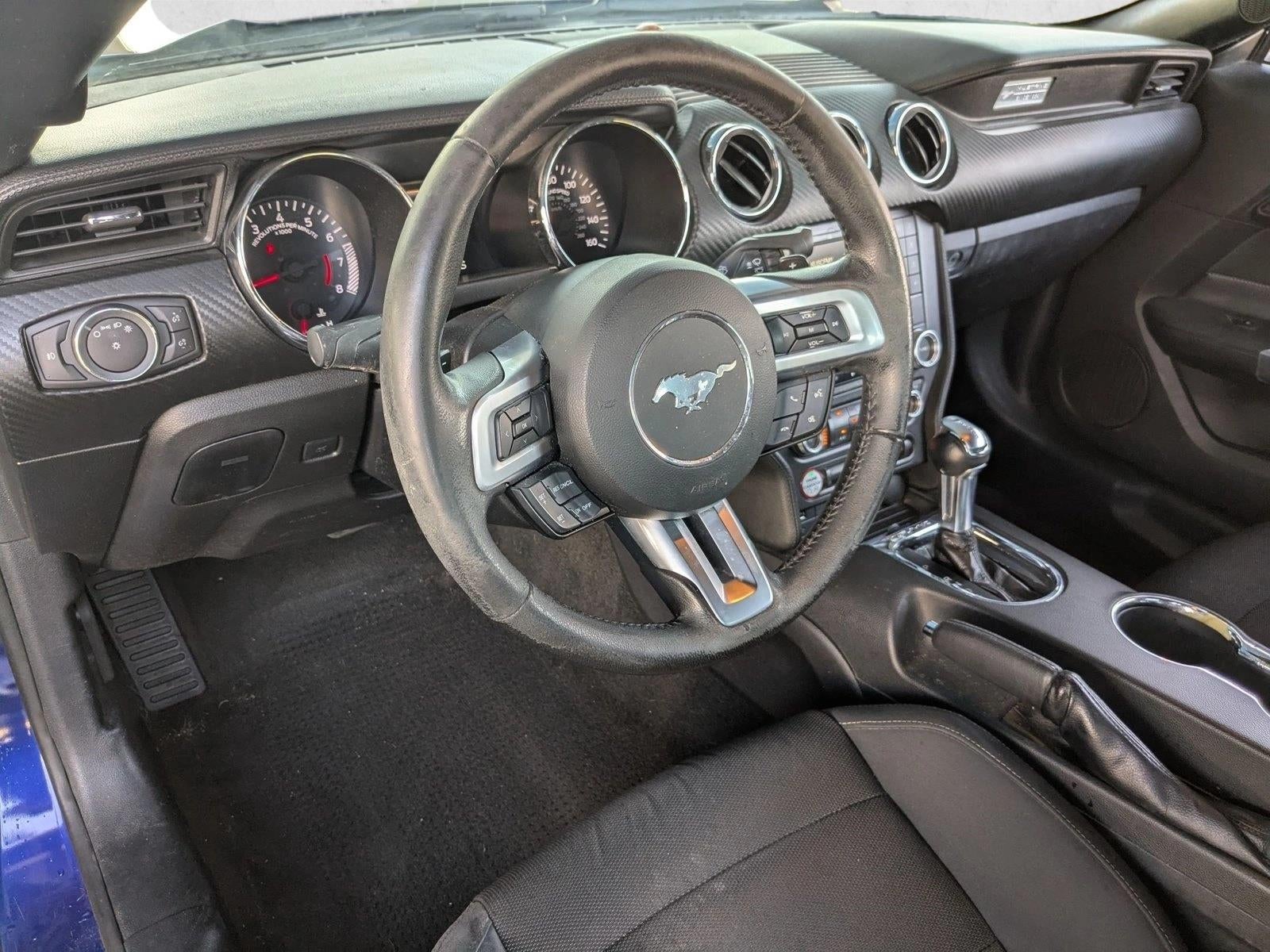 2016 Ford Mustang 2dr Conv V6
