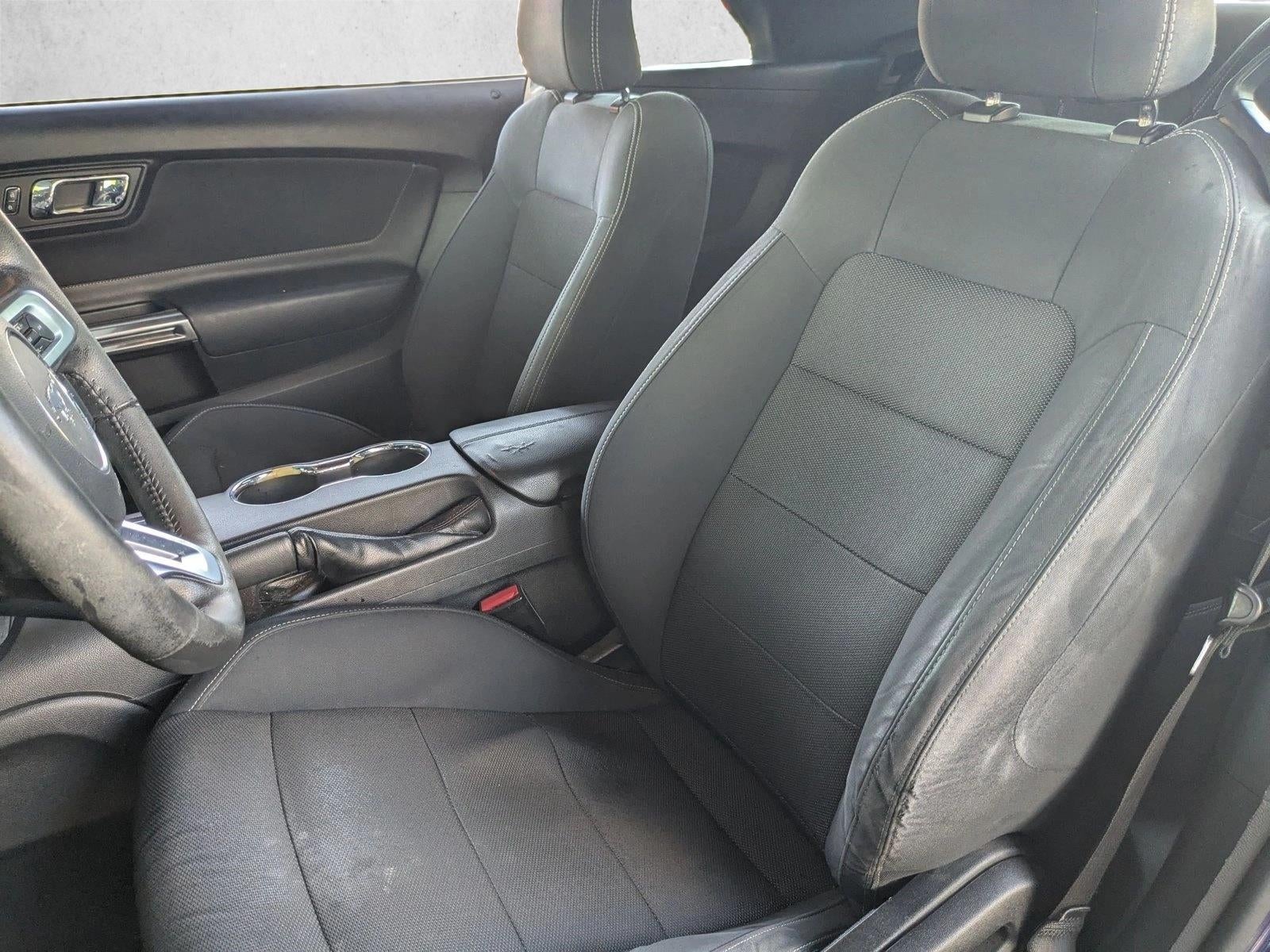 2016 Ford Mustang 2dr Conv V6