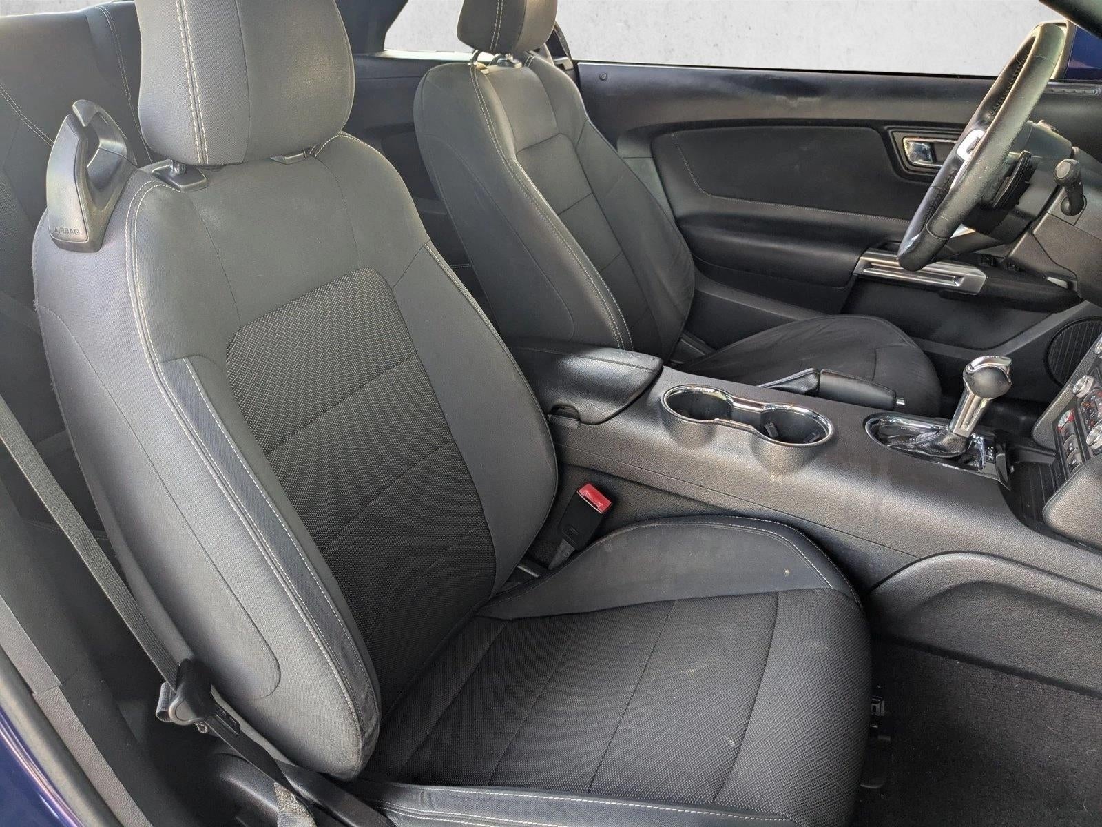 2016 Ford Mustang 2dr Conv V6