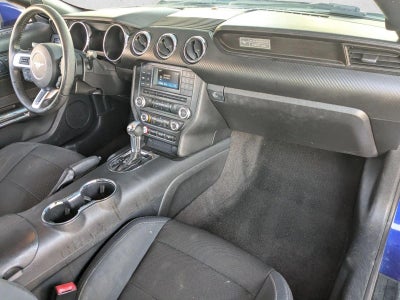 2016 Ford Mustang 2dr Conv V6