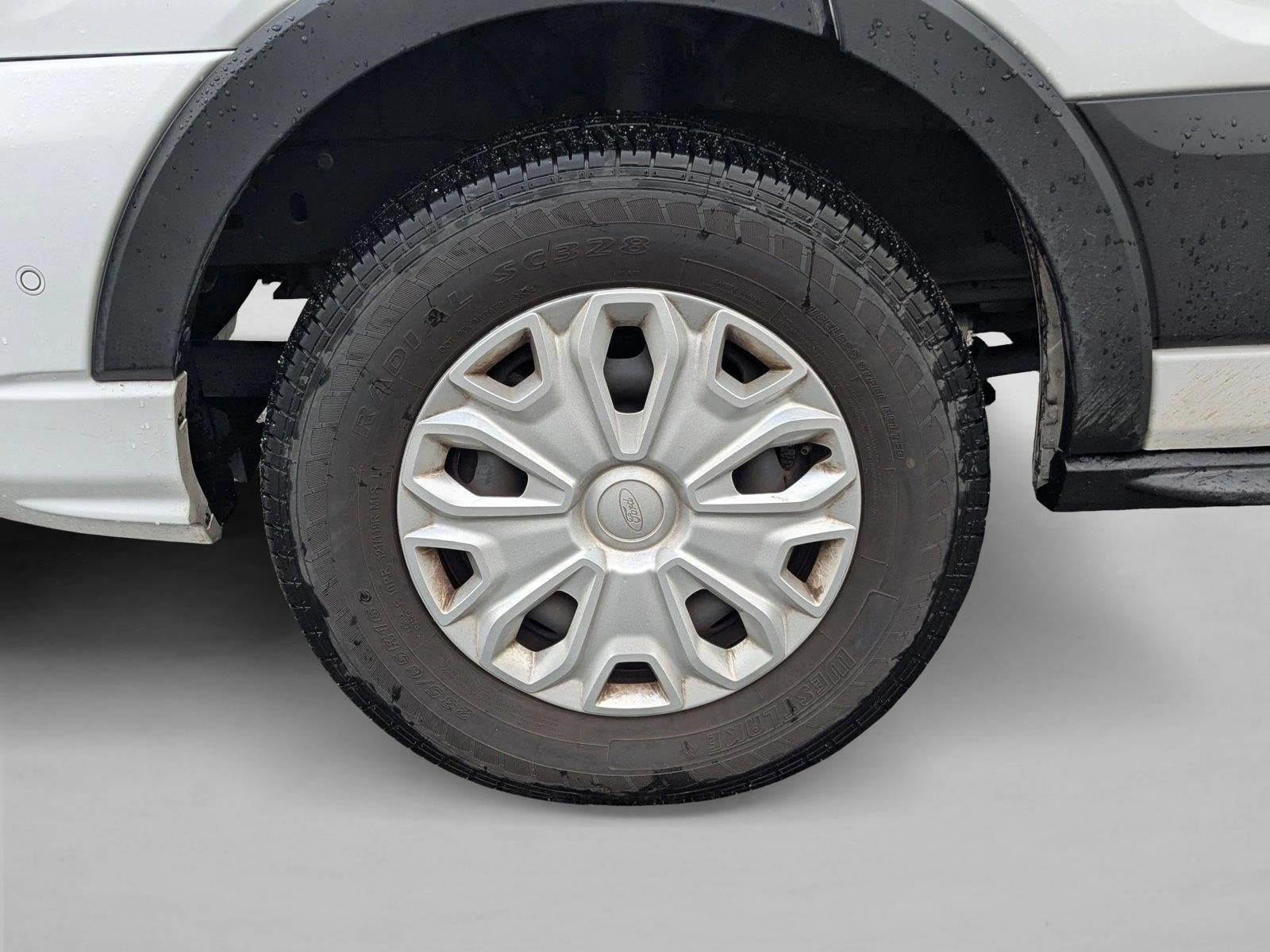 2023 Ford Transit Passenger Wagon T-350 148" Low Roof XLT RWD