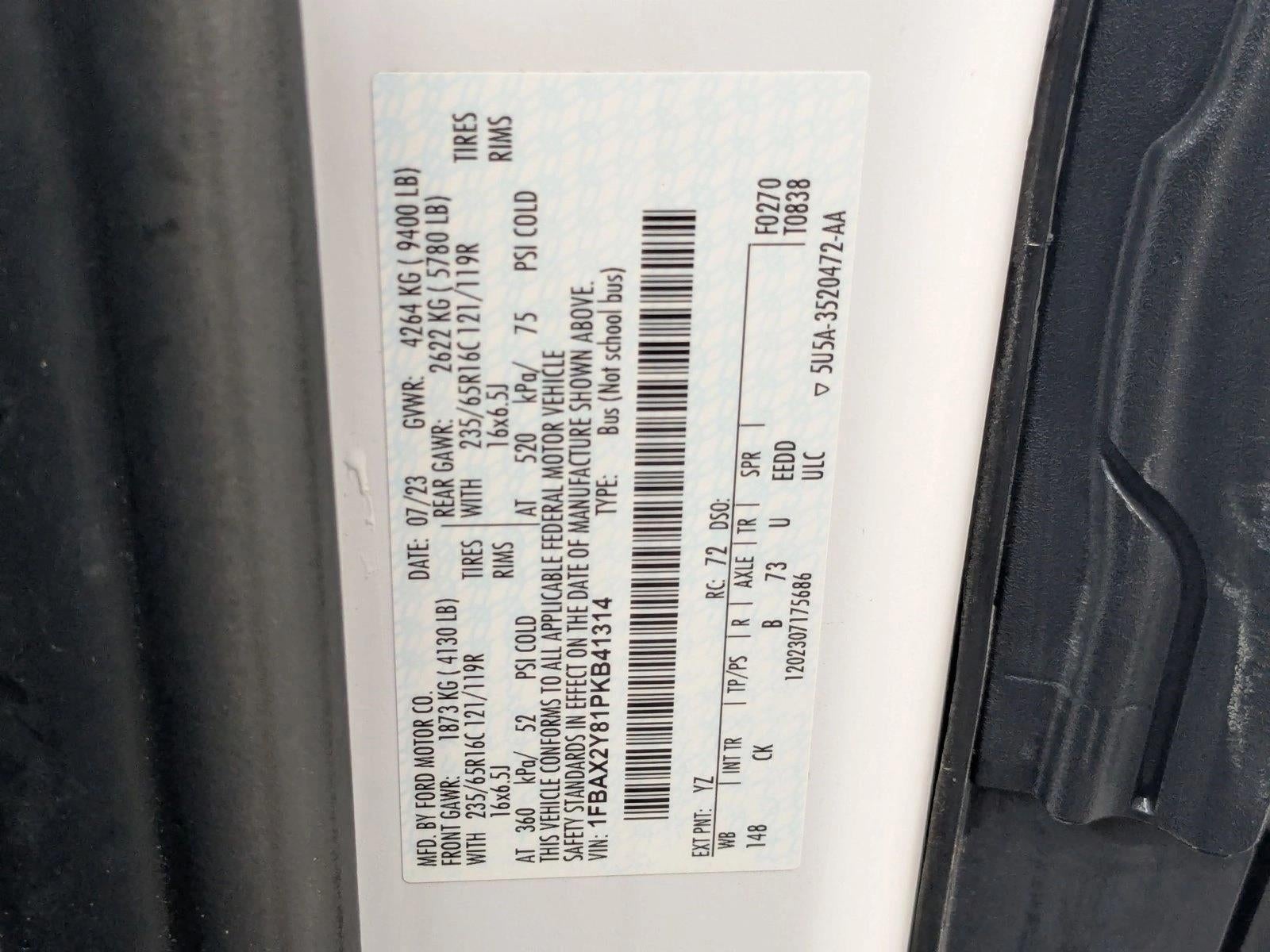 2023 Ford Transit Passenger Wagon T-350 148" Low Roof XLT RWD