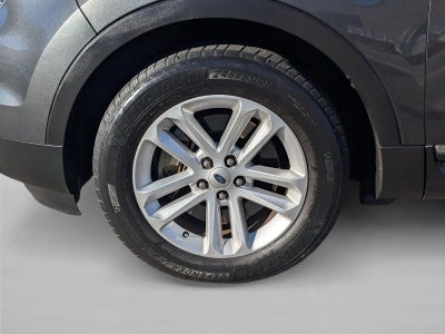 2015 Ford Explorer FWD 4dr XLT