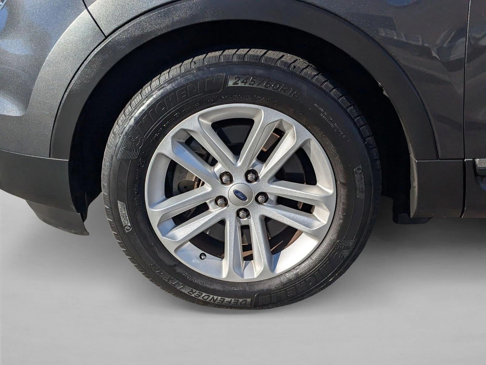 2015 Ford Explorer FWD 4dr XLT