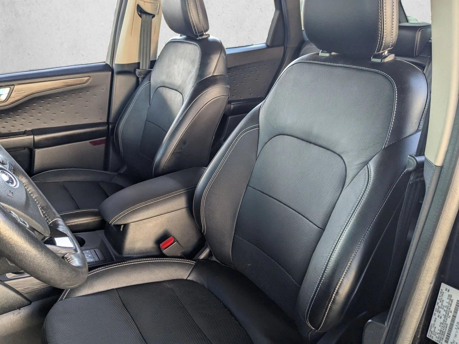 2020 Ford Escape Titanium Hybrid FWD