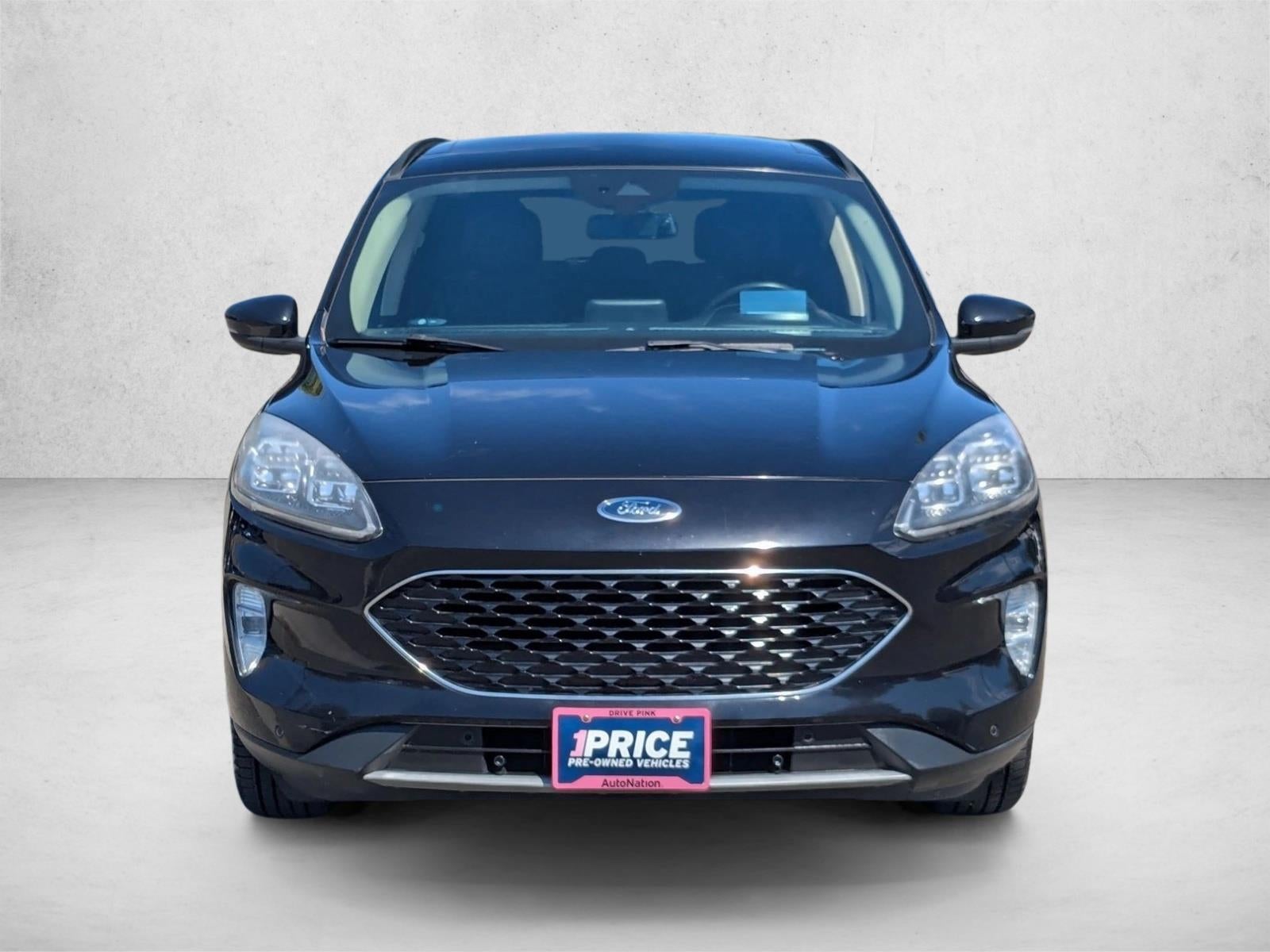 2020 Ford Escape Titanium Hybrid FWD
