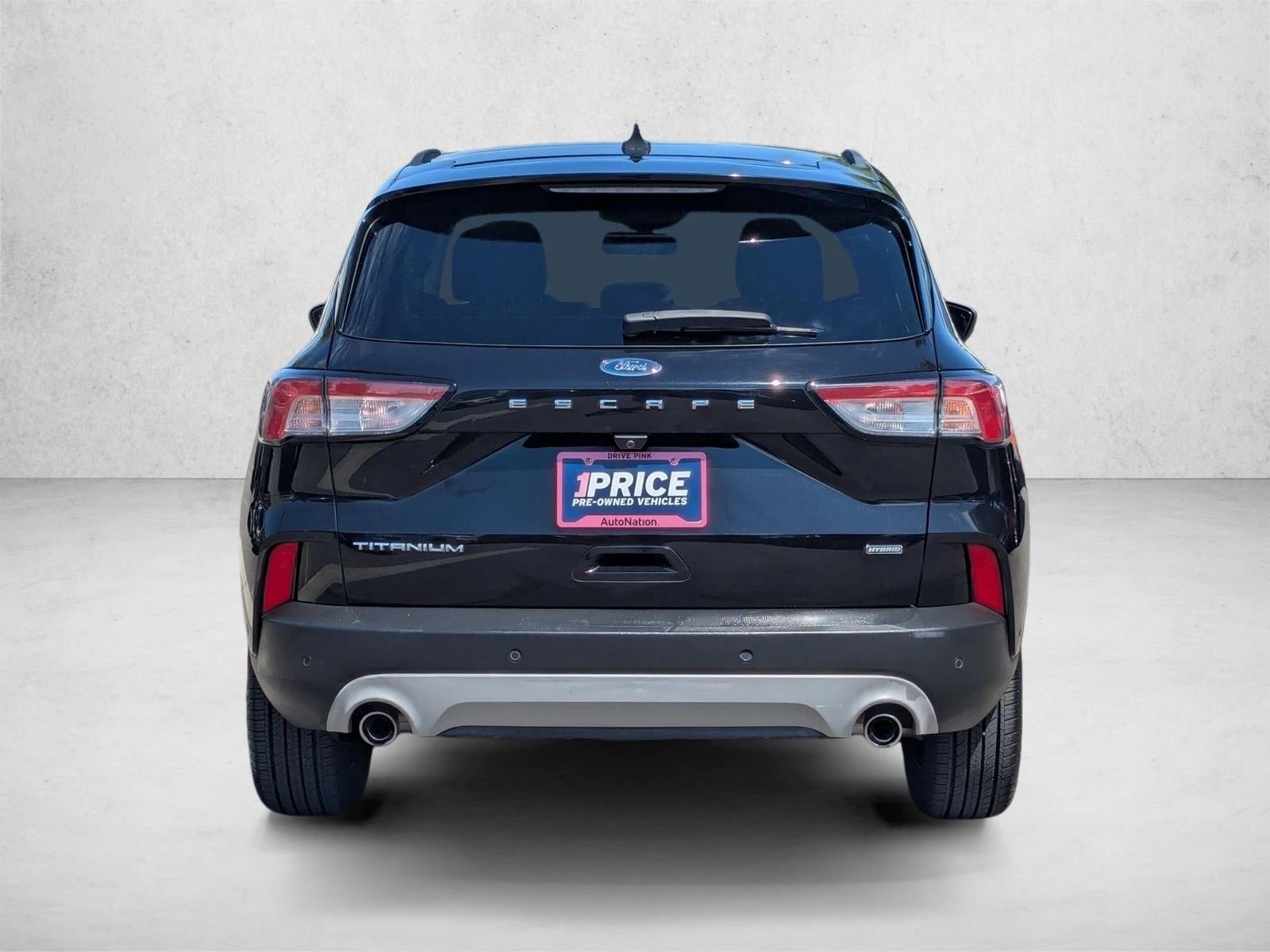 2020 Ford Escape Titanium Hybrid FWD