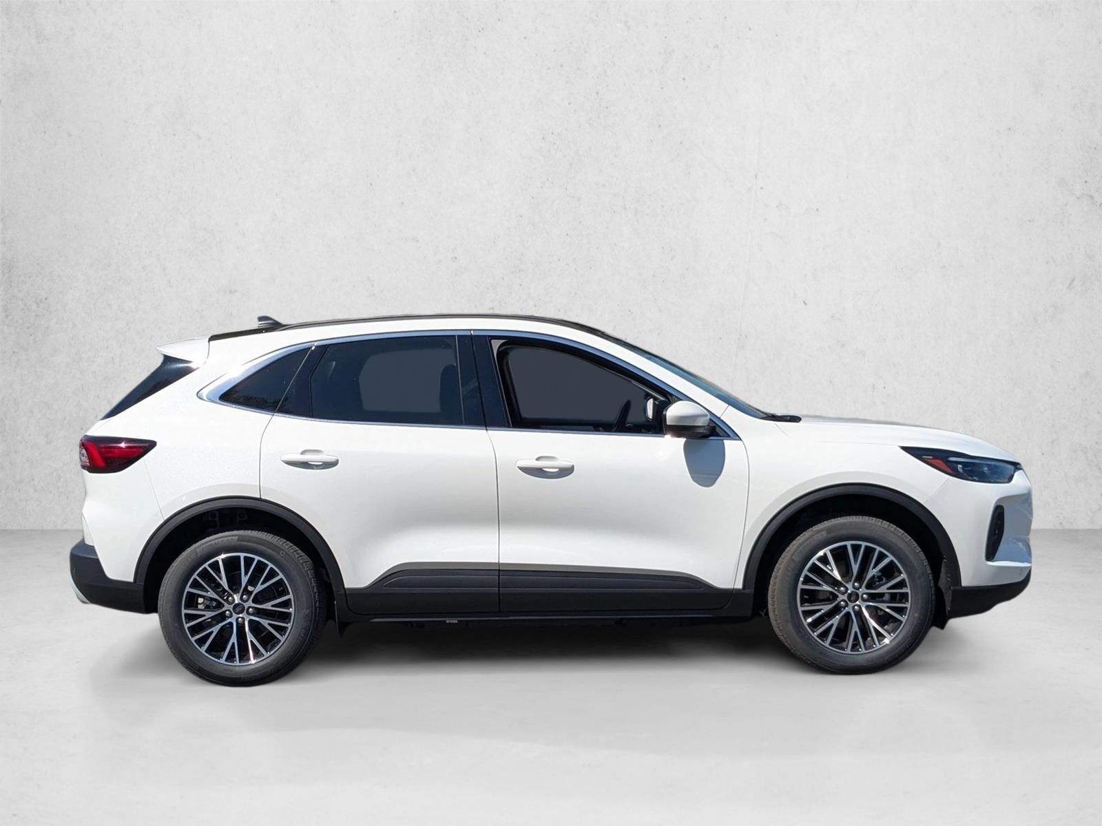 2025 Ford Escape PHEV FWD