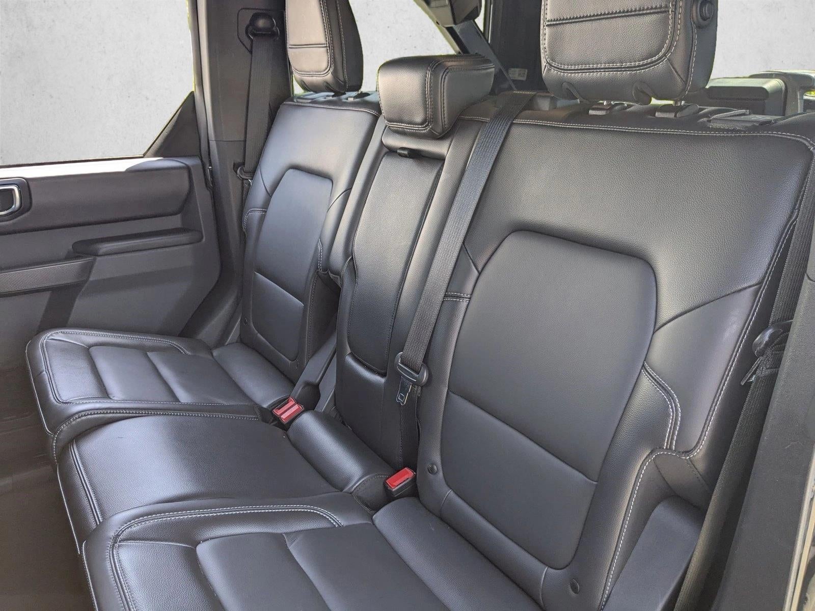 2025 Ford Bronco Outer Banks 4 Door 4x4