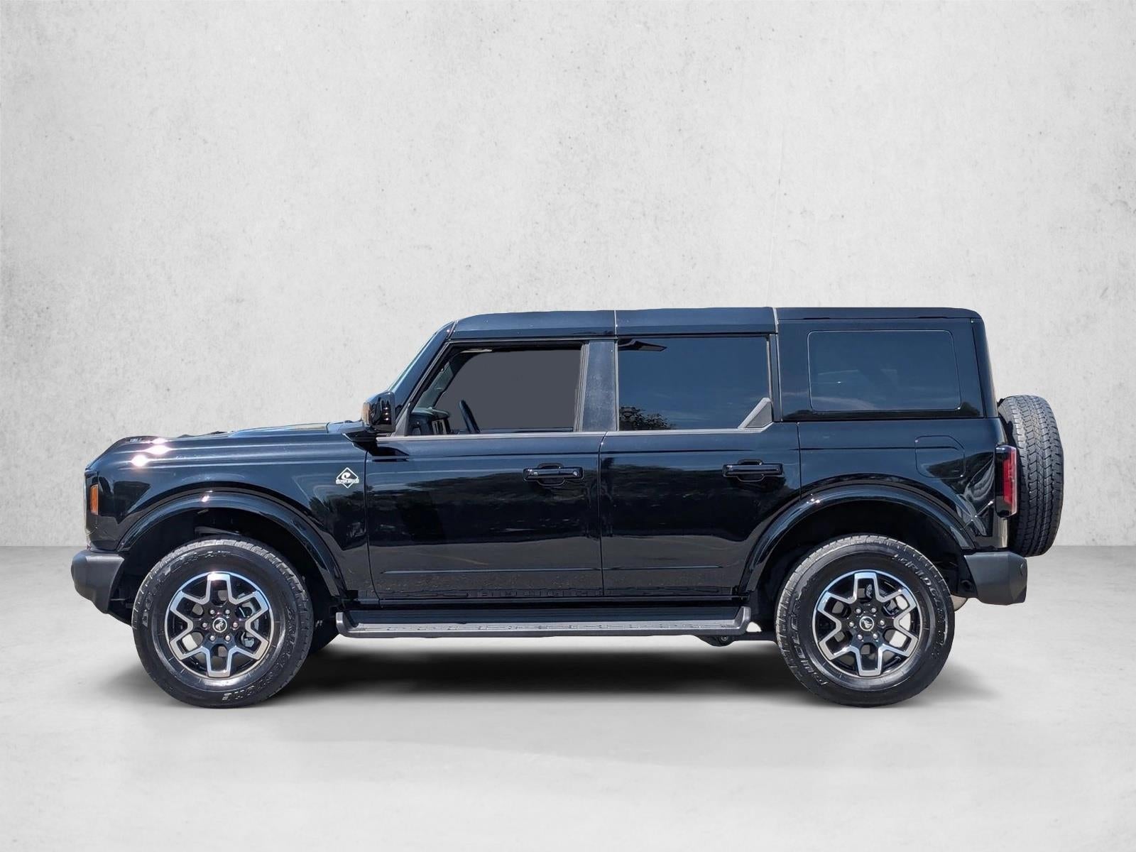 2025 Ford Bronco Outer Banks 4 Door 4x4