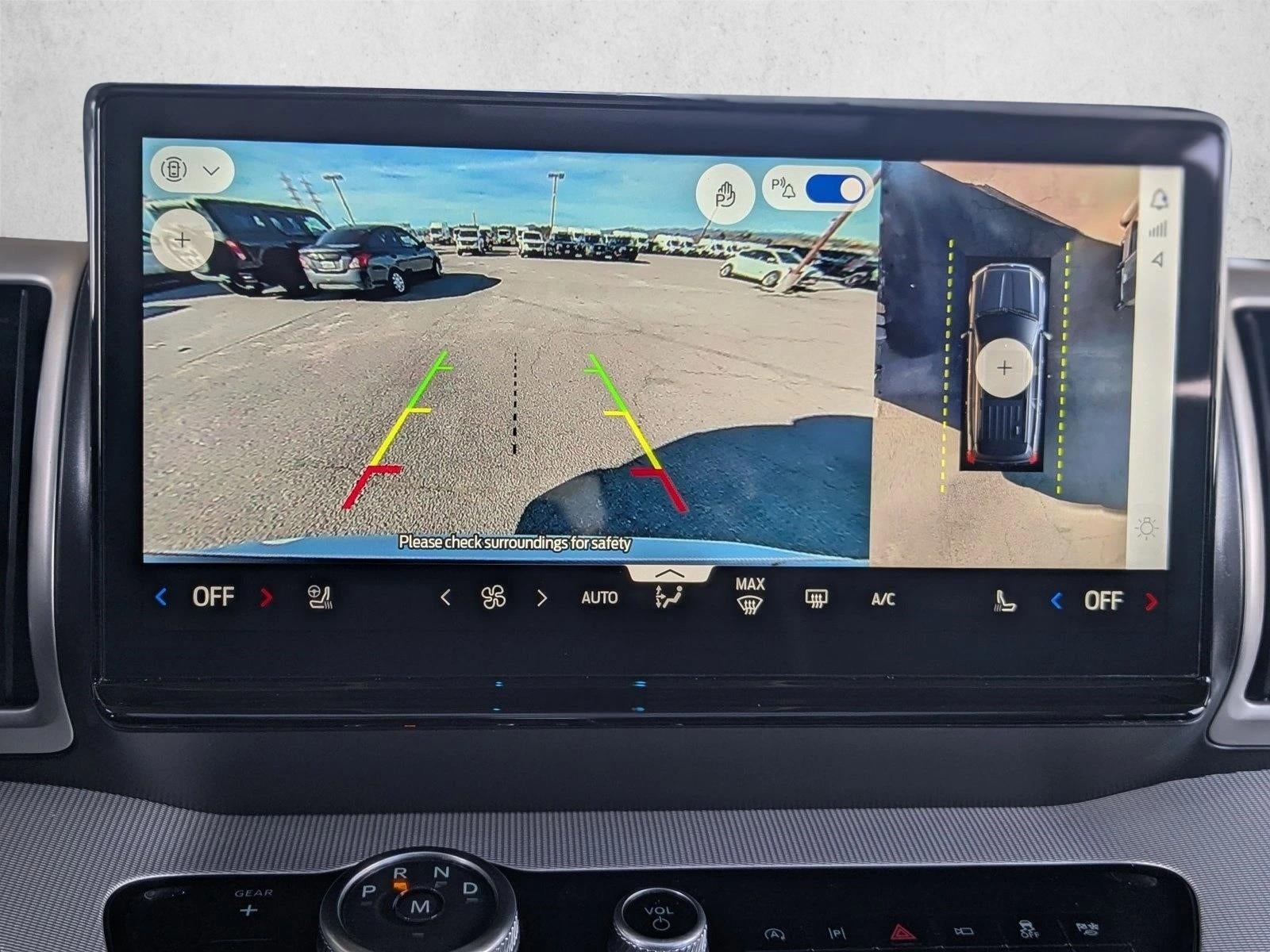 2025 Ford Expedition Active 4x2