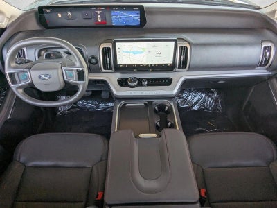 2025 Ford Expedition Active 4x2