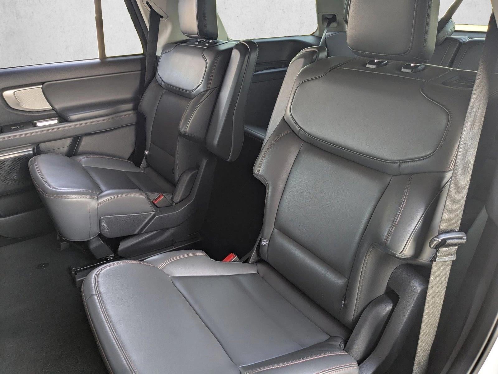 2025 Ford Expedition Active 4x2