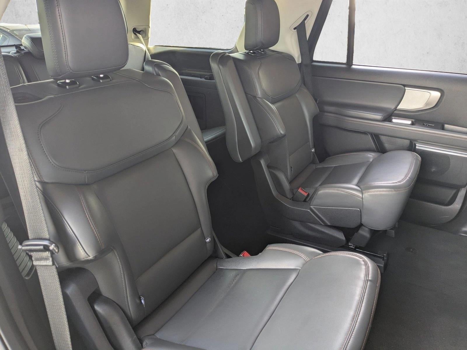 2025 Ford Expedition Active 4x2