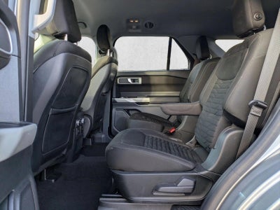 2020 Ford Explorer XLT RWD