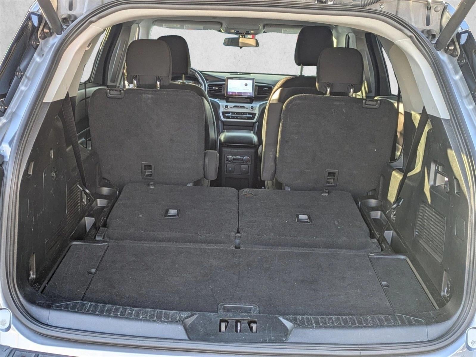 2020 Ford Explorer XLT RWD