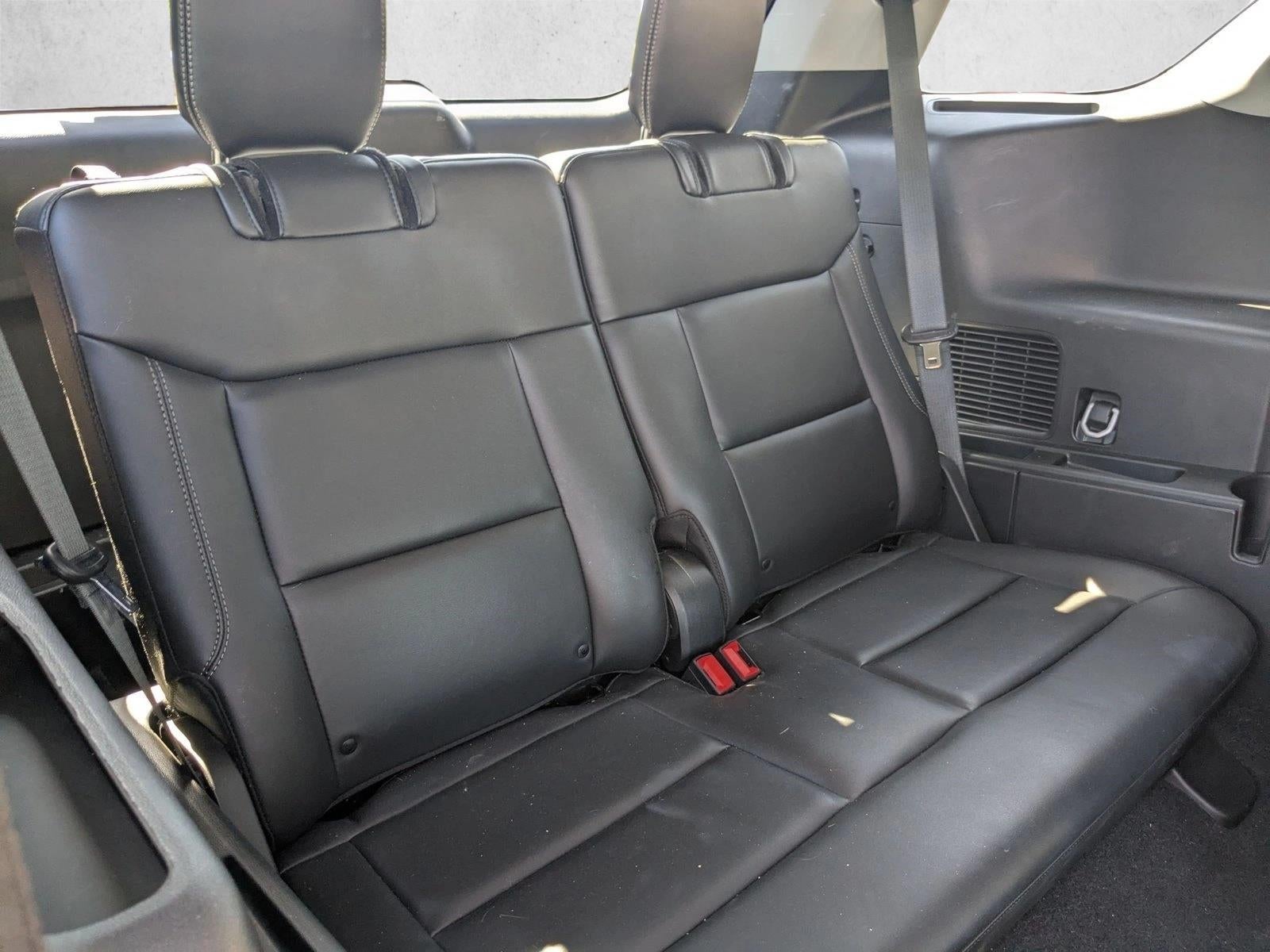 2023 Ford Explorer XLT RWD